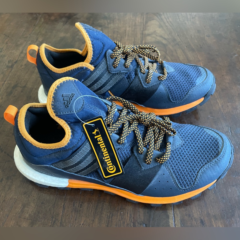 Adidas Boost Continental sneaker Men’s Sz 10